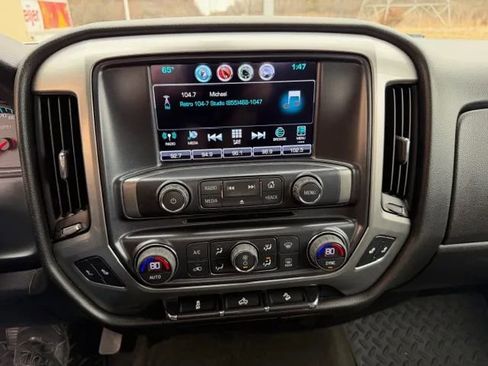Used 2017 Chevrolet Silverado 1500 LT w/ All Star Edition image 13