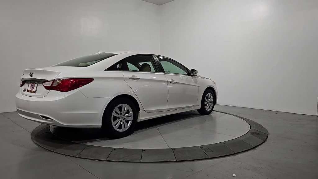 Used 2012 Hyundai Sonata GLS FWD image 5