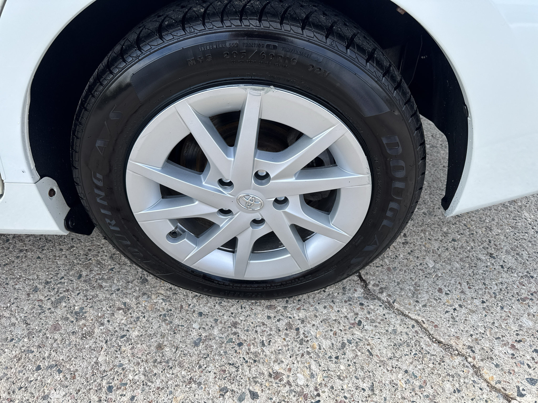 Used 2012 Toyota Prius V Three FWD image 9