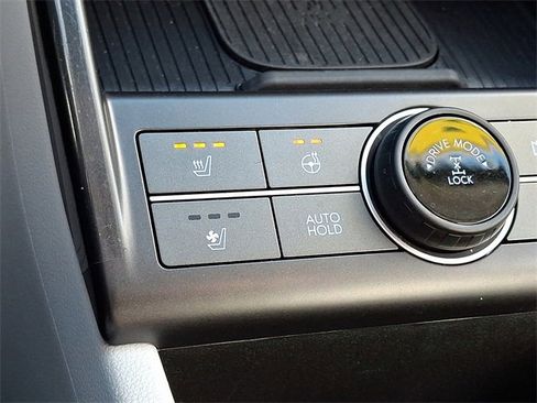 Used 2024 Hyundai Kona Limited image 24