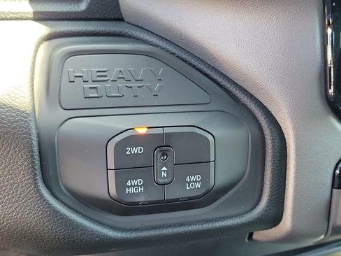New 2026 RAM 2500 Big Horn AWD/4WD image 9
