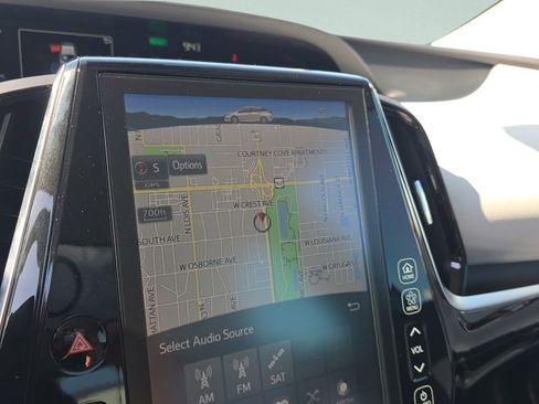 Used 2021 Toyota Prius Prime Limited FWD image 18