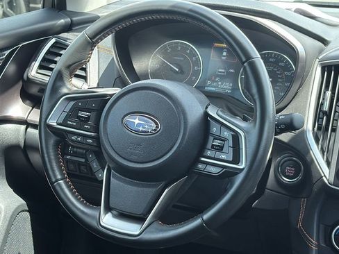 Used 2020 Subaru Crosstrek 2.0i Limited w/ Moonroof Package w/Navigation AWD/4WD image 15