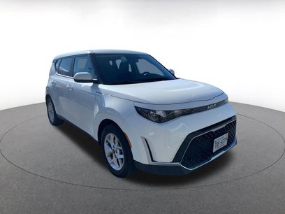 Used 2025 Kia Soul LX w/ LX Technology Package