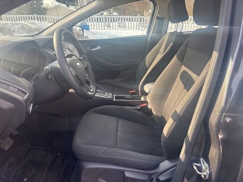 Used 2016 Ford Focus SE image 11