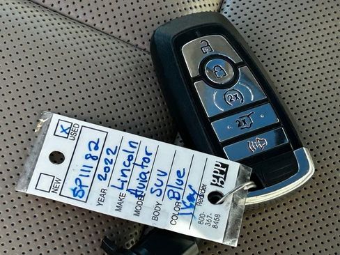 Used 2022 Lincoln Aviator Reserve w/ Elements Package Plus image 53