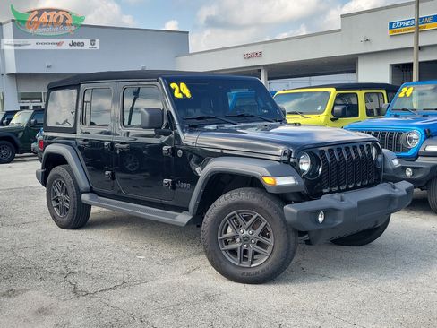 Used 2024 Jeep Wrangler Sport S image 1