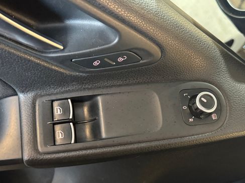 Used 2013 Volkswagen GTI 2-Door FWD image 33