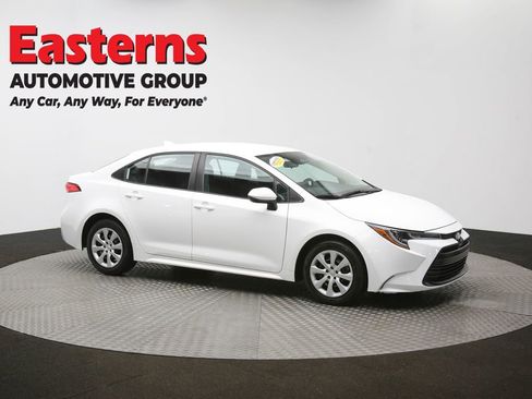 Used 2024 Toyota Corolla LE image 76