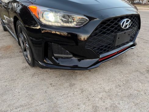 Used 2020 Hyundai Veloster Turbo FWD image 15