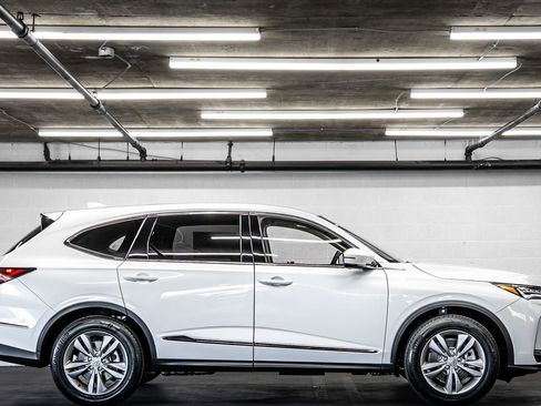 New 2026 Acura MDX SH-AWD image 6