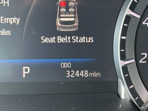 Used 2023 Toyota Highlander XLE image 21