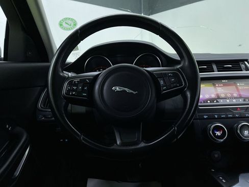 Used 2018 Jaguar E-PACE S image 21
