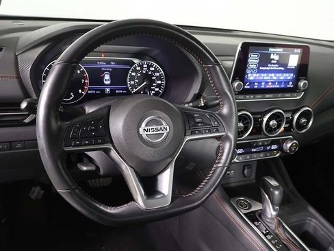 Used 2023 Nissan Sentra SR w/ SR Premium Package FWD image 25
