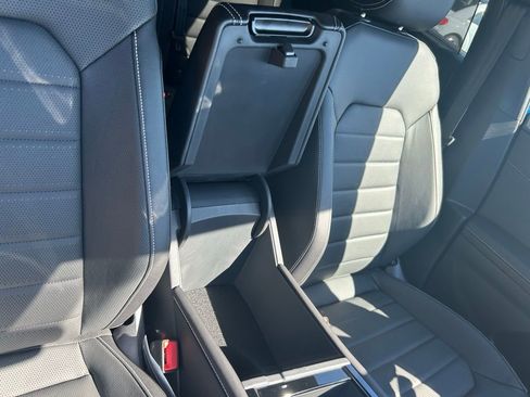 New 2026 Volkswagen Atlas Cross Sport SEL R-Line image 38