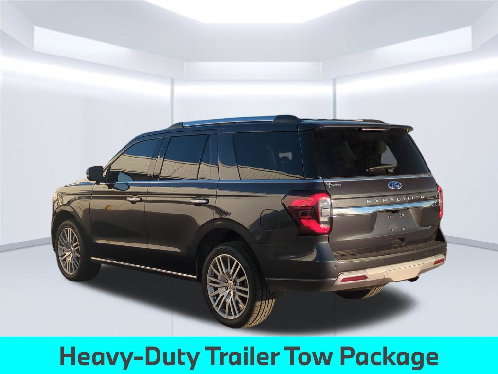 Used 2024 Ford Expedition Limited RWD image 5
