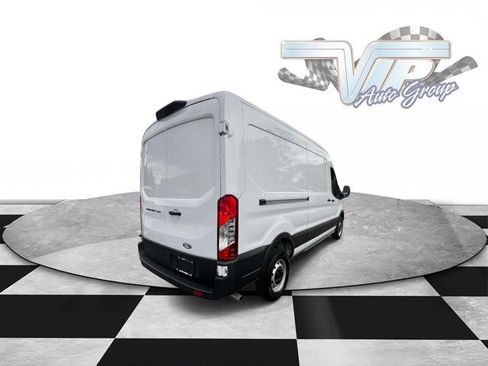 Used 2026 Ford Transit 250 148 Medium Roof RWD image 6