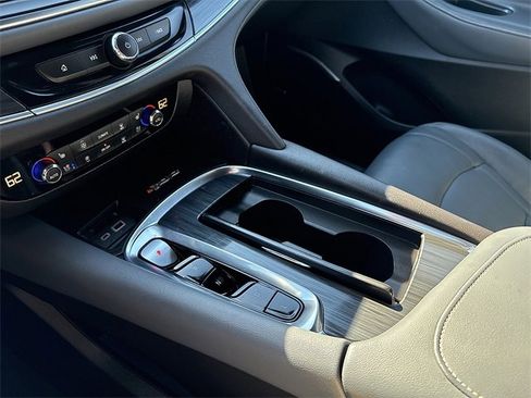 Certified 2022 Buick Enclave Premium image 25