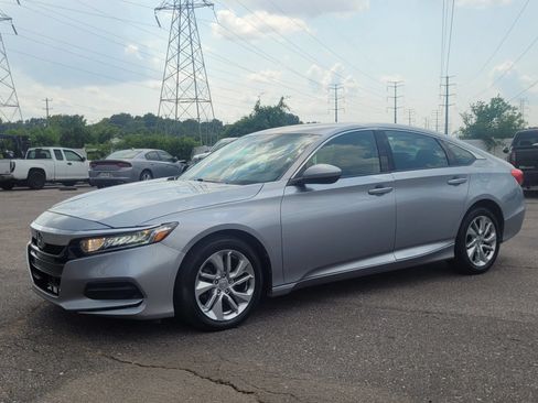 Used 2019 Honda Accord LX image 9
