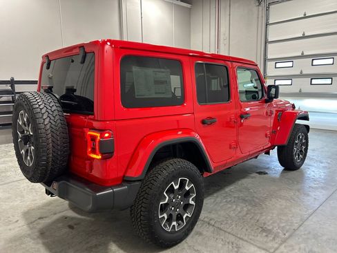 New 2025 Jeep Wrangler Sahara image 6