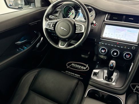 Used 2020 Jaguar E-PACE image 29