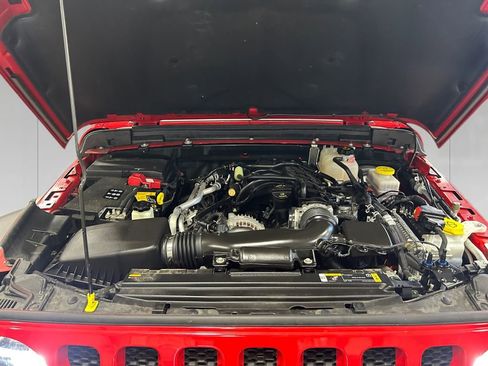 Used 2022 Jeep Wrangler Sport AWD/4WD image 20