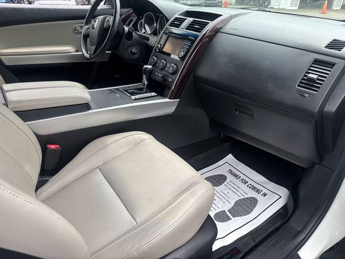 Used 2013 MAZDA CX-9 Grand Touring w/ GT Technology Pkg AWD/4WD image 47