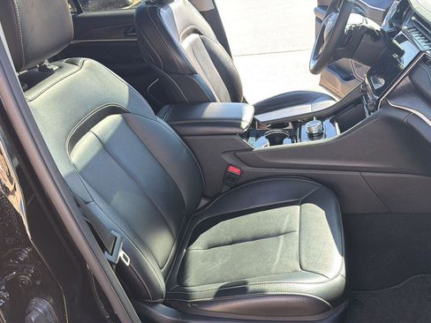 Used 2022 Jeep Grand Cherokee Limited 4xe image 18