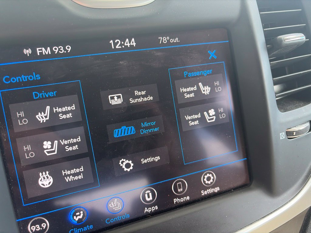 Used 2021 Chrysler 300 Touring L RWD image 10