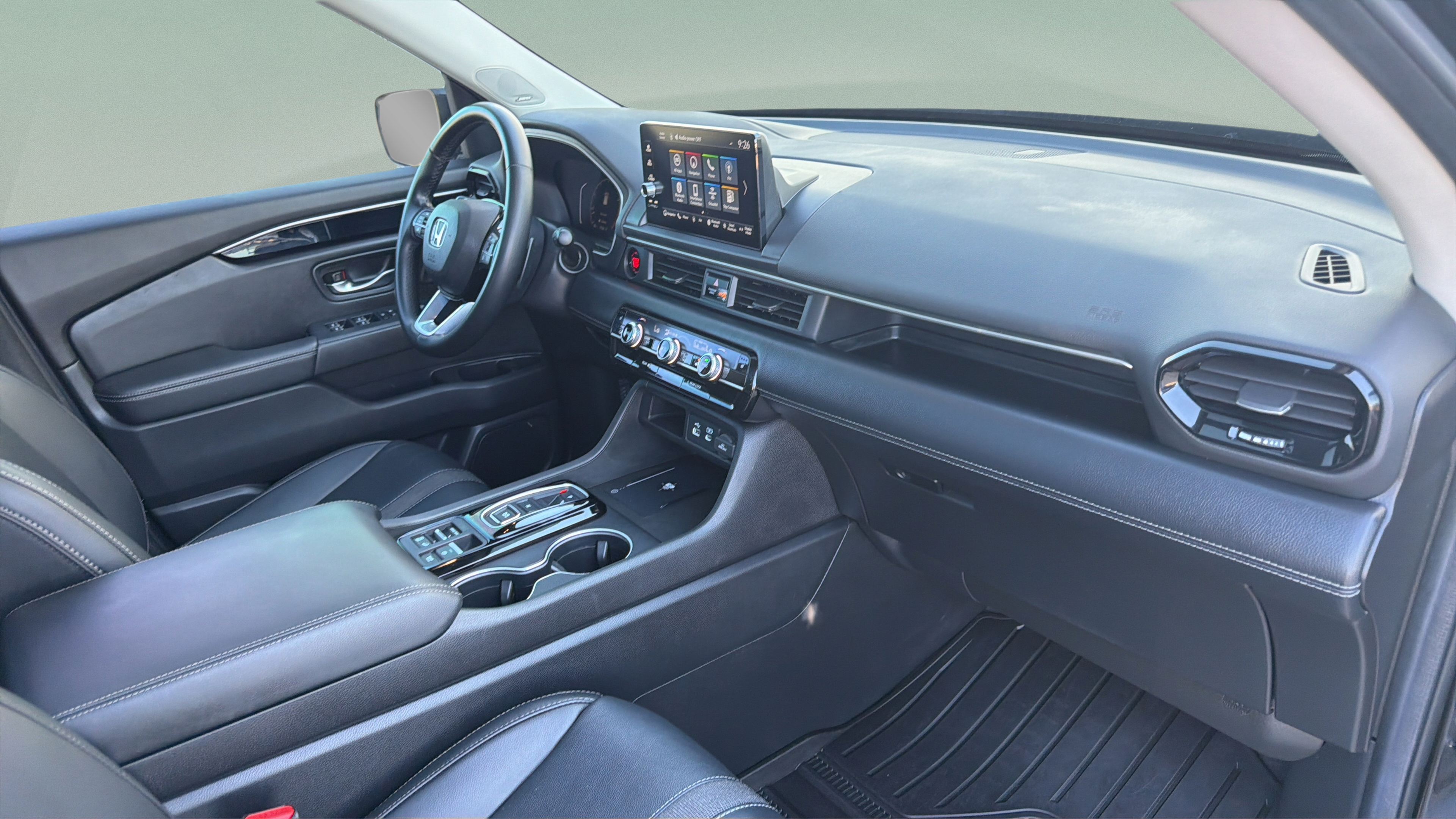 Used 2025 Honda Pilot Touring image 15