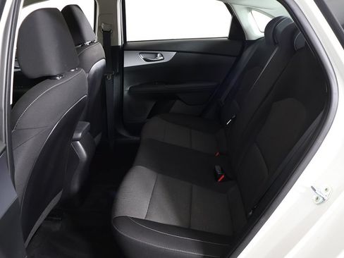 Used 2022 Kia Forte LXS FWD image 30