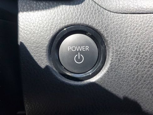 Used 2025 Toyota Camry SE w/ Convenience Package FWD image 22