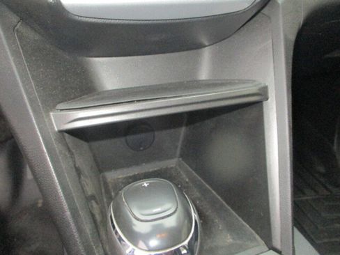 Used 2016 Chevrolet Equinox LT w/ Convenience Package image 39