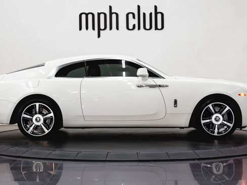 Used 2015 Rolls-Royce Wraith RWD image 7