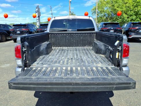 Certified 2021 Toyota Tacoma TRD Sport AWD/4WD image 8