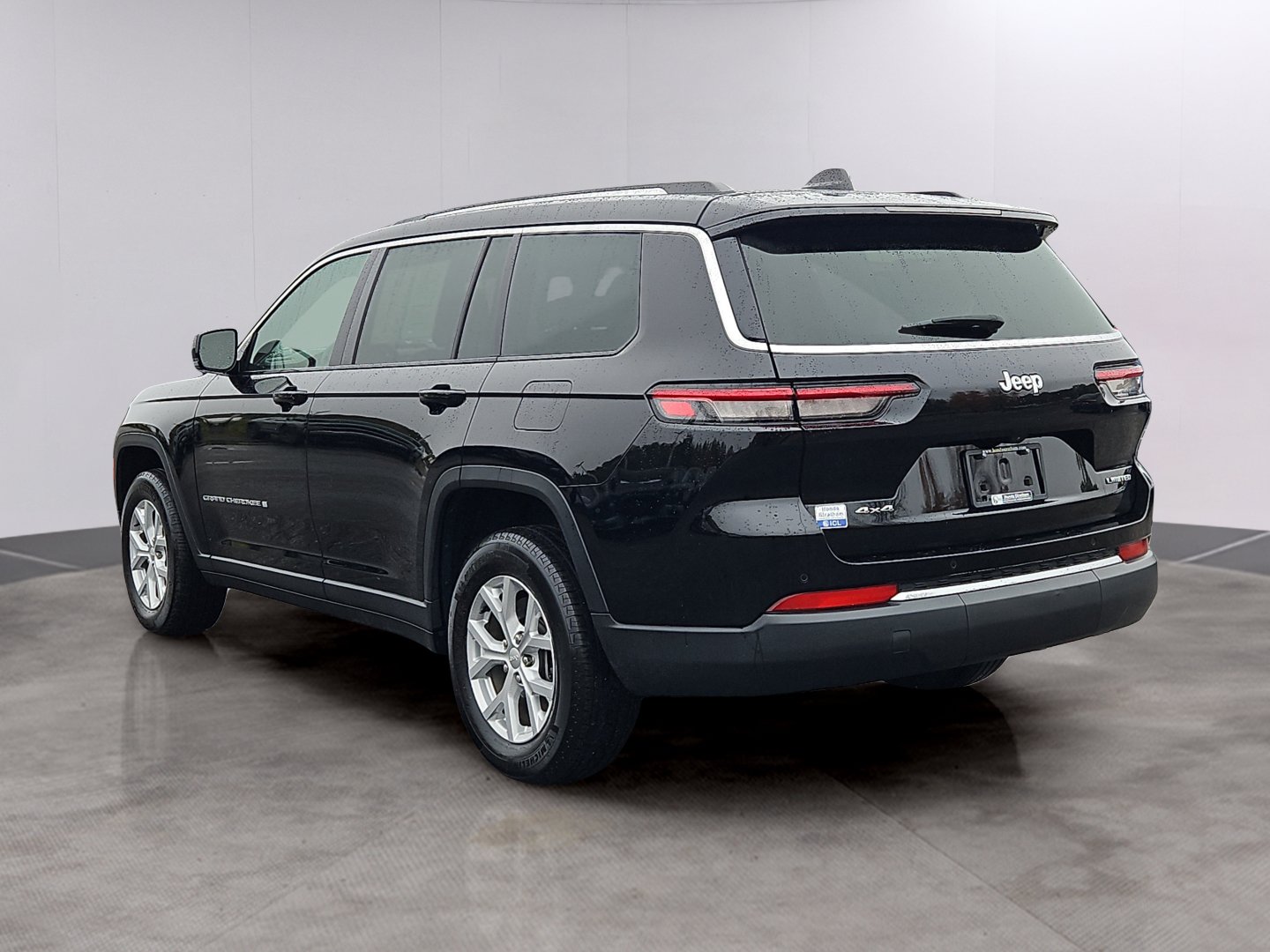 Used 2023 Jeep Grand Cherokee L Limited w/ Trailer Tow Group (B) AWD/4WD image 34