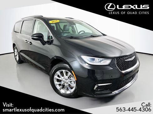 Used 2021 Chrysler Pacifica Touring-L AWD/4WD image 1