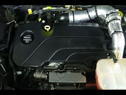 Used 2022 Chevrolet Trax LT w/ Driver Confidence Package image 19