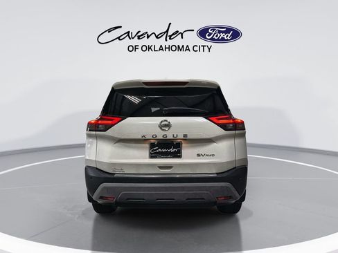Used 2021 Nissan Rogue SV w/ Premium Package AWD/4WD image 7