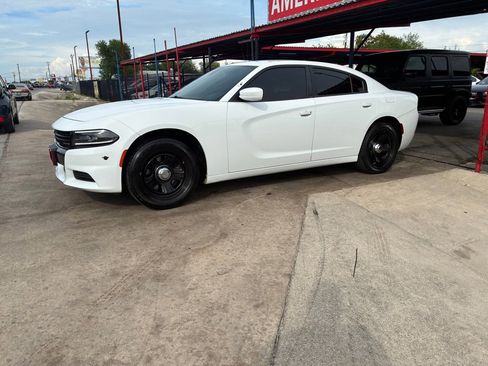 Used 2016 Dodge Charger Police RWD image 4