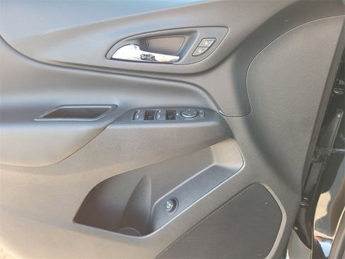 Certified 2024 Chevrolet Equinox LT image 22