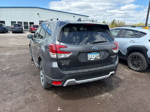 Used 2024 Subaru Forester Touring w/ POP Package 3 AWD/4WD image 9