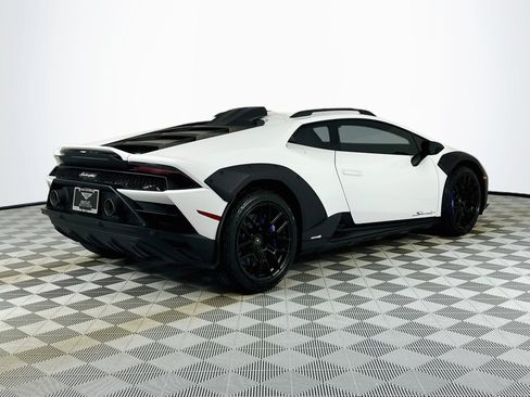 Used 2023 Lamborghini Huracan Sterrato AWD/4WD image 5