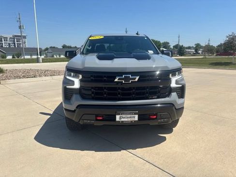 Used 2024 Chevrolet Silverado 1500 LT Trail Boss w/ Convenience Package II AWD/4WD image 37