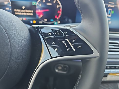 New 2026 Mercedes-Benz GLE 350 4MATIC image 19