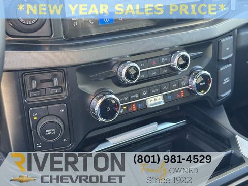 Used 2025 Ford F350 Platinum image 11