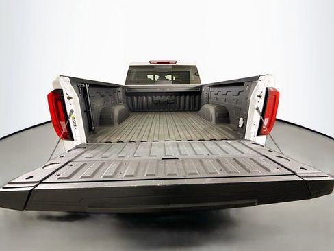 Used 2024 GMC Sierra 1500 SLT w/ SLT Premium Plus Package image 30