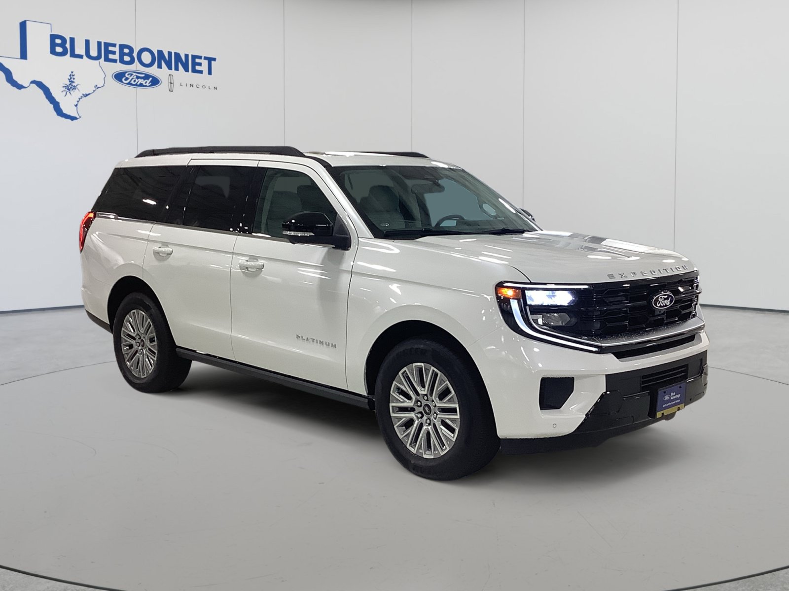 Used 2027 Ford Expedition Platinum w/ Driver's Package RWD image 3
