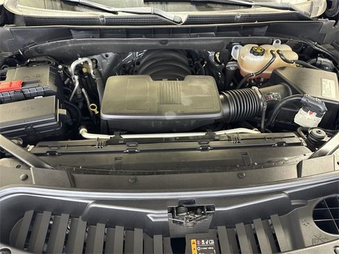 Used 2021 Cadillac Escalade Premium Luxury image 36