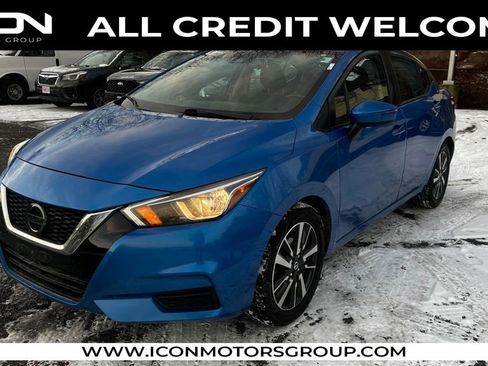 Used 2021 Nissan Versa SV image 1